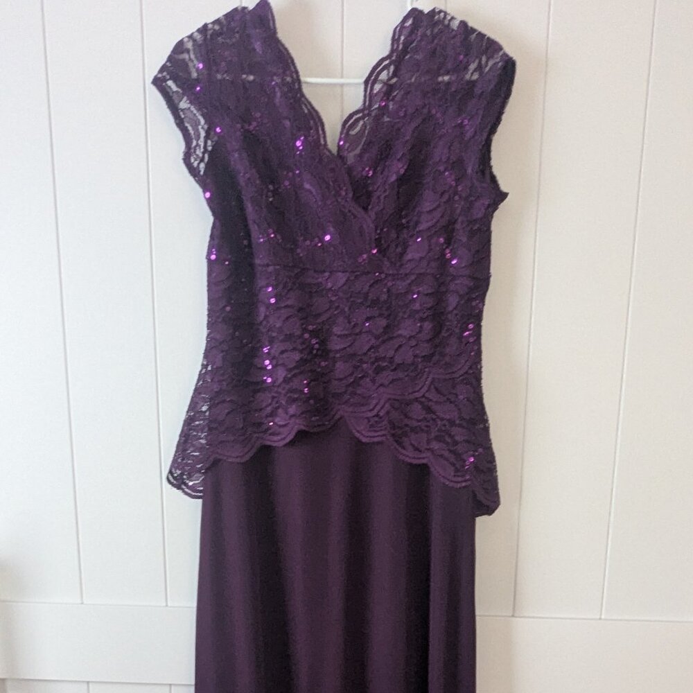 Mother of the groom/bride dress
